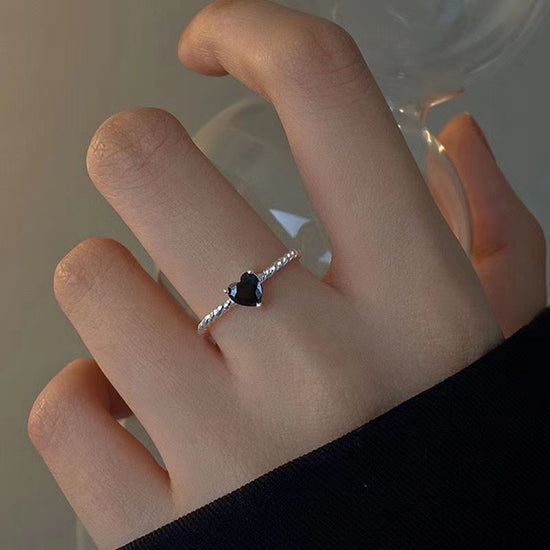 Sweet Style Black Zircon Ring